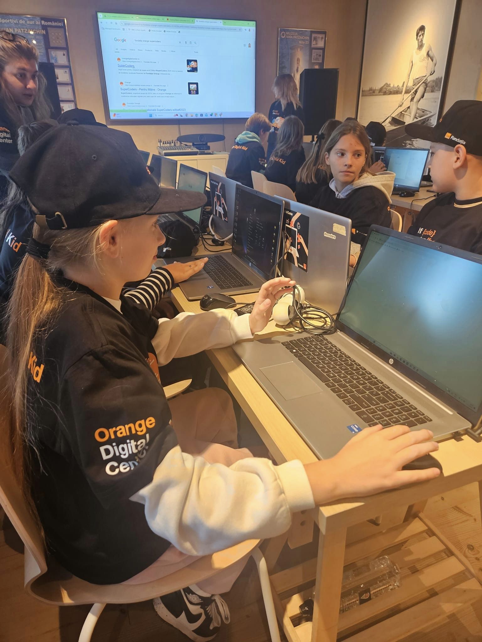 First workshops of the SuperCoders Caravan – Orange Moldova