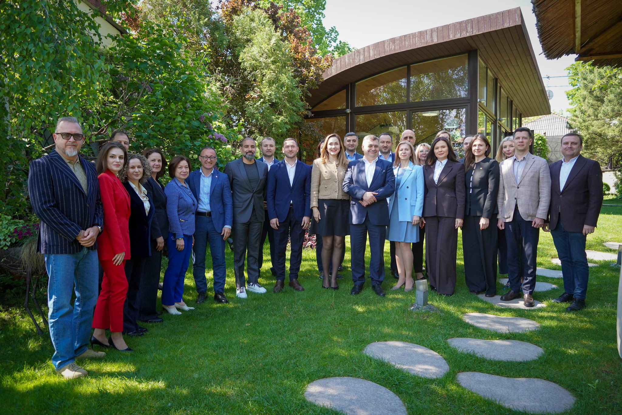“Business Breakfast” with the Minister of Environment
